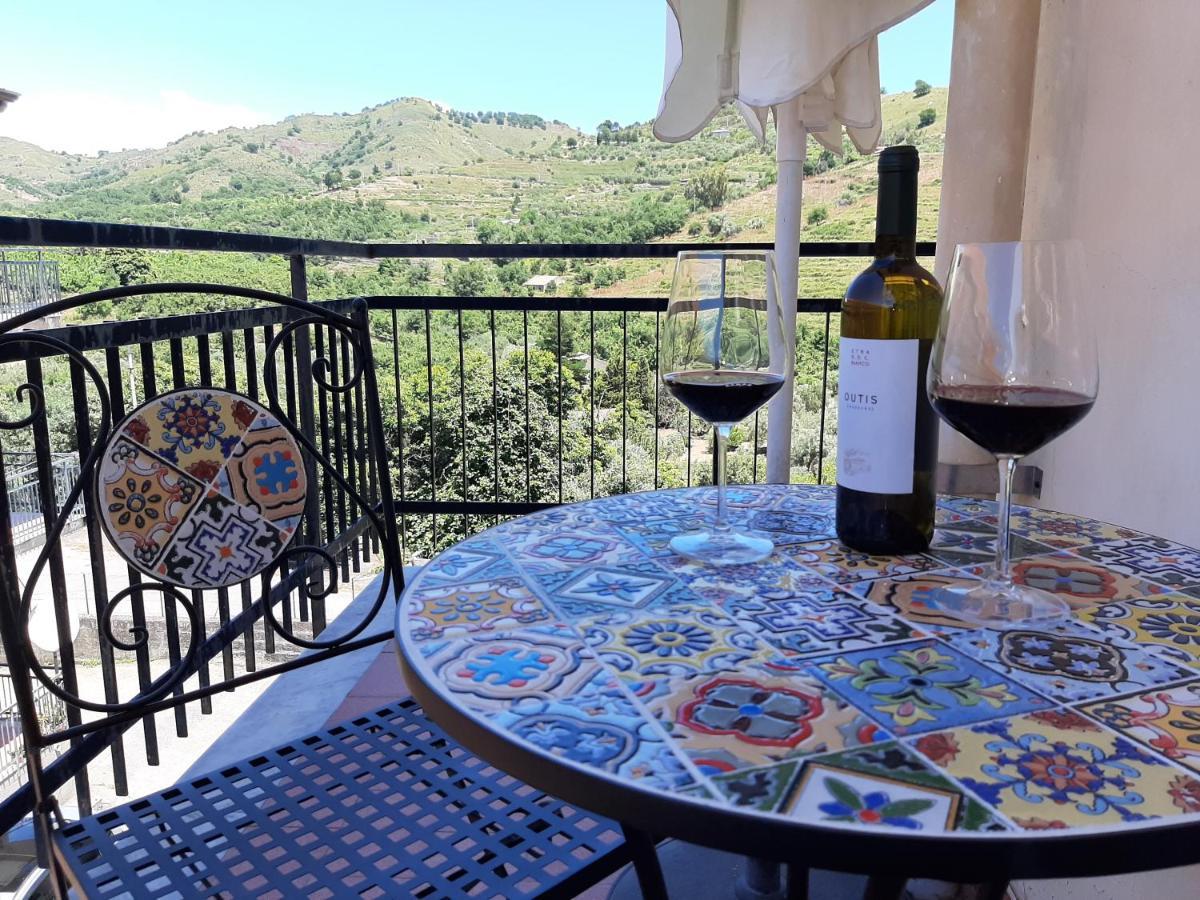 Etna Sicilian House Apartment Лингуаглоса Екстериор снимка