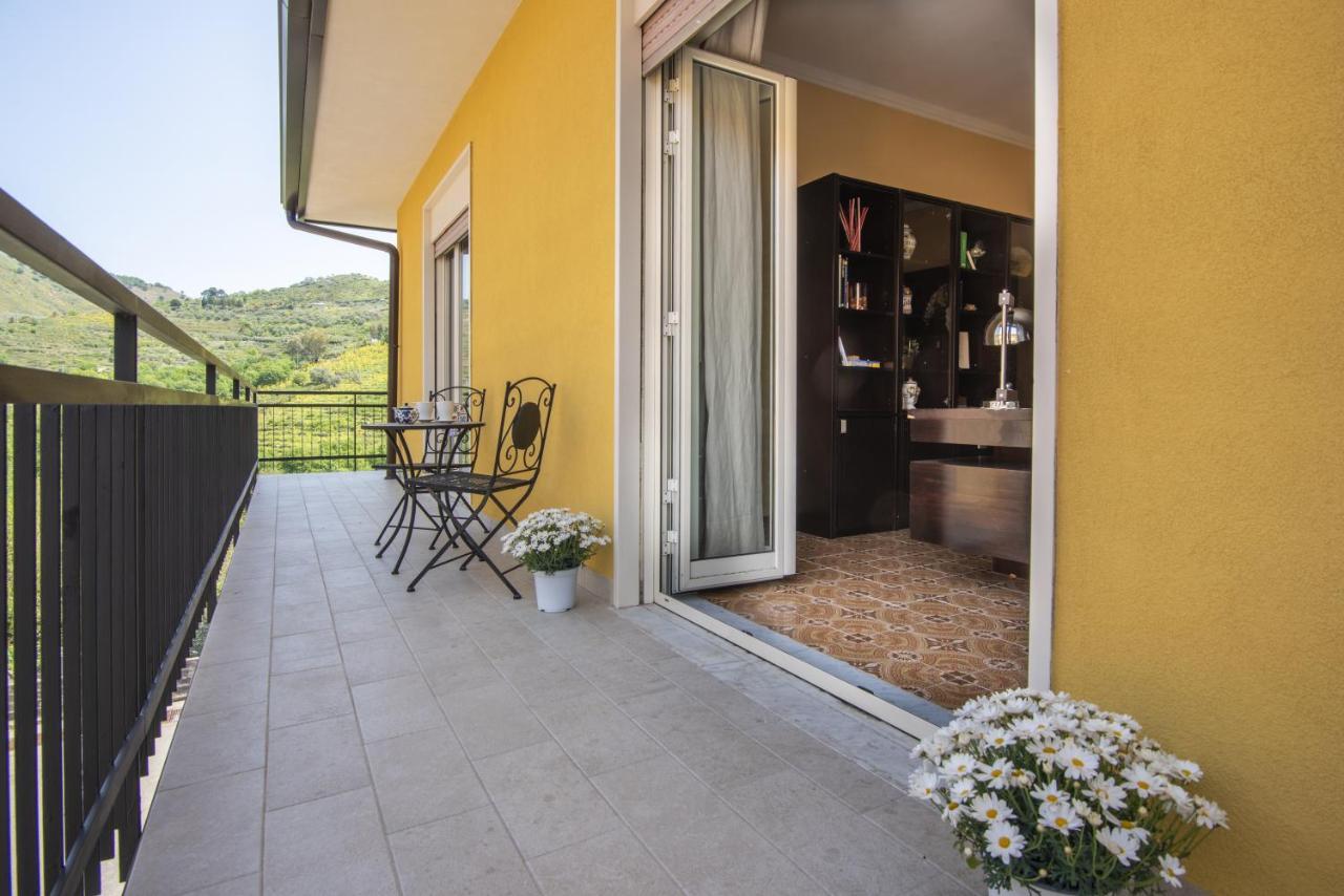 Etna Sicilian House Apartment Лингуаглоса Екстериор снимка